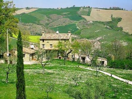 hyra hus i Le Marche, Italien