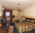 Hotell Quattro Gigli och Antika Villor i Montopoli valdarno, n�ra Pisa. Toscana
�